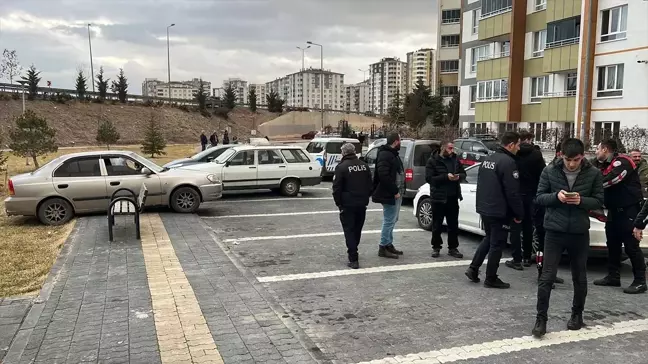 Kayseri'de Dur İhtarına Uymayan Otomobilde Uyuşturucu Ele Geçirildi