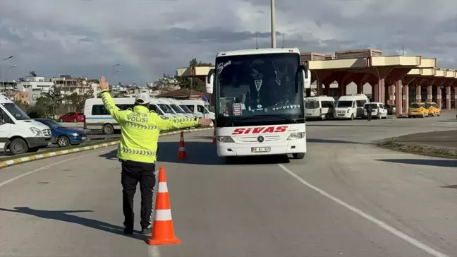 Adana'da Yılbaşı İçin Otobüs Denetimleri