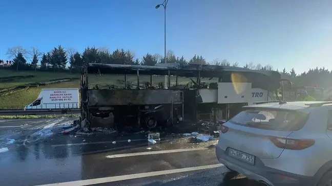 Bağcılar'da Şehirlerarası Otobüste Yangın Çıktı