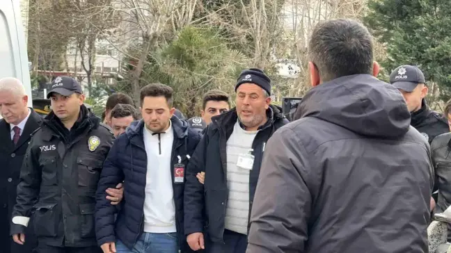 İstanbul Emniyet Müdürlüğü'nde şehit Emirhan Aramış'ın cenaze töreni düzenlendi