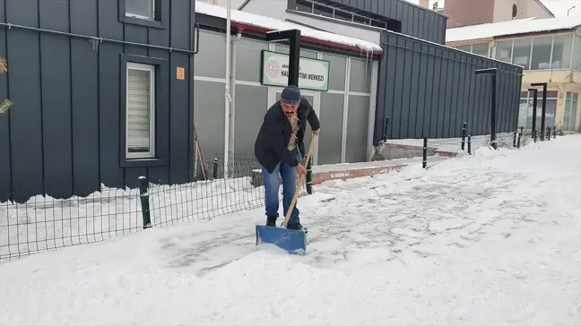 Doğu Anadolu Bölgesi'nde Kar Yağışı Etkili Oluyor