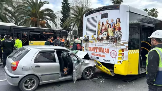 İstanbul'da Kadın Sürücünün Aracının Freni Tutmadı, 8 Yaralı