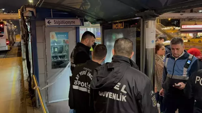 İstanbul'da Metrobüste Silahla Havaya Ateş Eden Şüpheli Gözaltına Alındı