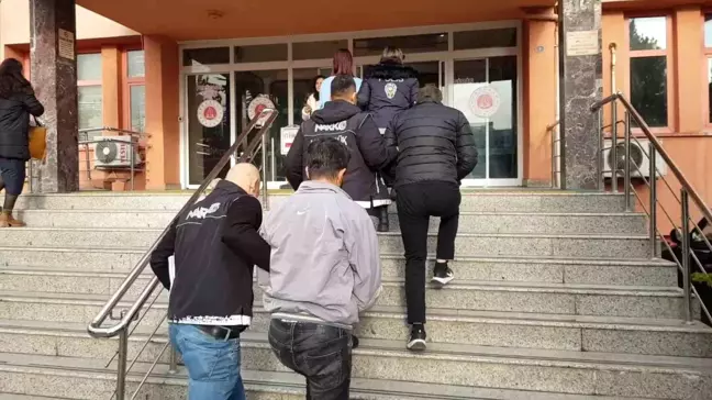 Karabük'te Uyuşturucu Operasyonu: 5 Gözaltı