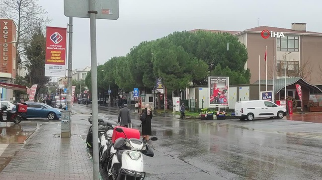 Tekirdağ'da Sağanak Yağış Trafiği Olumsuz Etkiledi