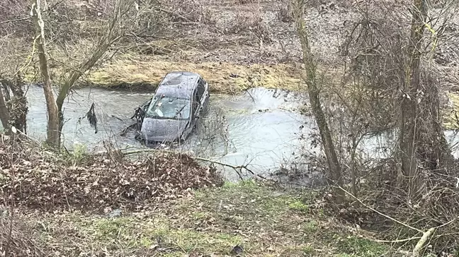 Çanakkale'de Otomobil Kocabaş Çayı'na Düştü: 1 Yaralı, 1 Kaybol