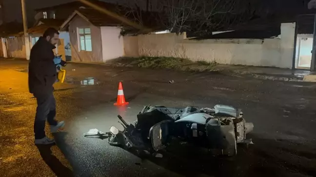 Çorlu'da 'Dur' İhtarına Uymayan Motosiklet Sürücüsü Kaza Geçirdi