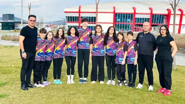 Elazığ Gençlik Spor Kulübü, Paletli Yüzme Türkiye Şampiyonası'nda 3 Altın Madalya Kazandı