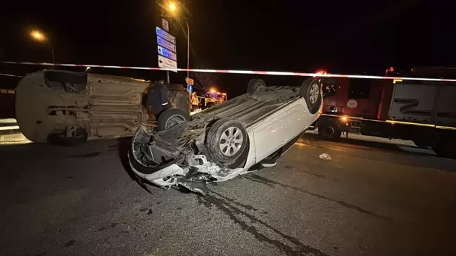 Kocaeli'de Trafik Kazası: 4 Yaralı