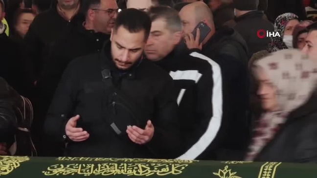 Otomobil Çarpmasıyla Hayatını Kaybeden Motokurye Son Yolculuğuna Uğurlandı