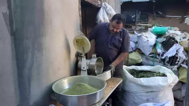 Erzincan'da Geleneksel Zetrin Baharatı: Şifalı Bitkilerin Karışımı