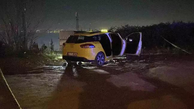 Kocaeli'de Boğazı Kesilmiş Taksi Şoförü Hayatını Kaybetti