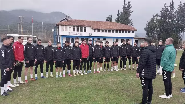 Ortaca Belediye Spor Kulübü Yangında Hayatını Kaybedenler İçin Saygı Duruşunda Bulundu