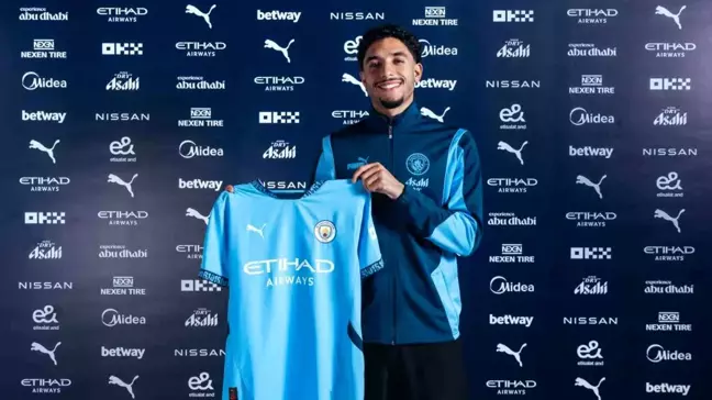 Manchester City, Omar Marmoush'u Transfer Etti