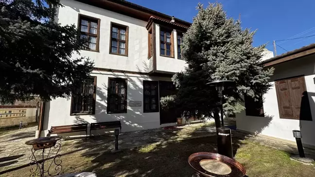 Burdur'da Tarihi Atmosfer: Baki Bey Konağı ve Mehmet Akif Ersoy Kültür Evi