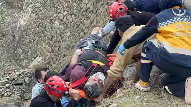 Fethiye'de Motosiklet Kazası: Sürücü 10 Metreden Dereye Uçtu