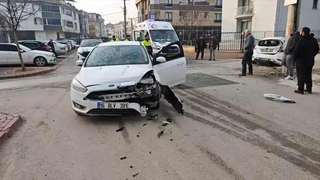 İnegöl'de Trafik Kazası ve Yangın Olayı