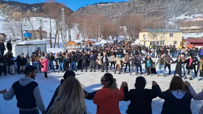 Ardanuç'ta 9. Geleneksel Kar Festivali Coşkuyla Gerçekleşti