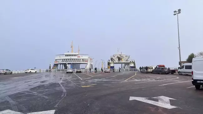 Çanakkale Boğazı'nda Yoğun Sis Nedeniyle Gemi Trafiği Durdu