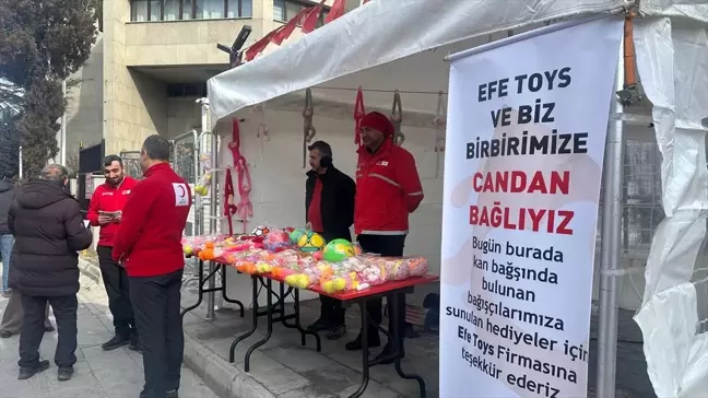 Van'da Kan Bağışında Bulunanlara Oyuncak Hediye Edildi