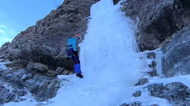 Buz Tırmanışı Tutkunları Erzurum'da Bir Araya Geldi