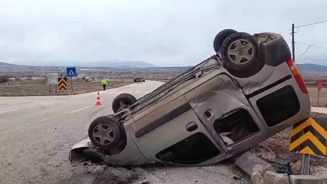 Burdur'da Trafik Kazası: 3 Yaralı