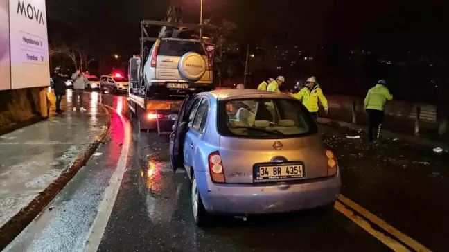 Sarıyer'de Yağmur Sebebiyle Kaza: 2 Yaralı