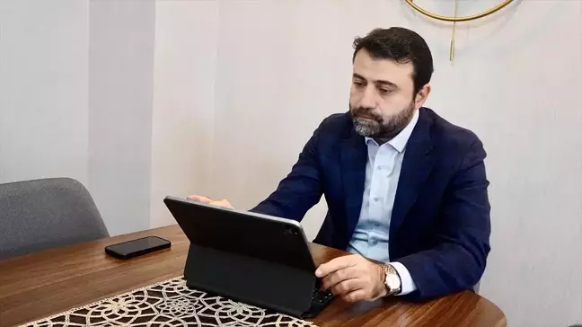 Cem Şahin AA'nın 'Yılın Kareleri' Oylamasına Katıldı