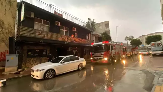 Antalya'da Restoranda Baca Yangını