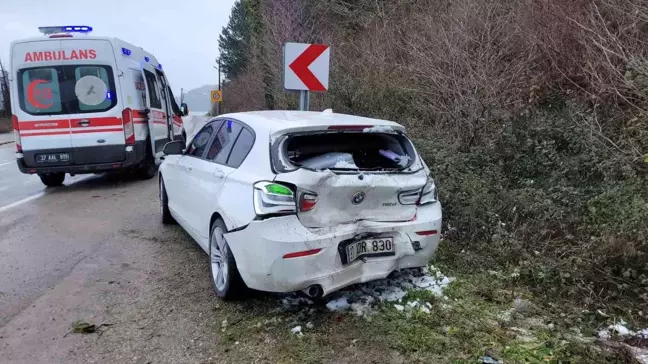 Kastamonu İnebolu'da Trafik Kazası: 3 Yaralı