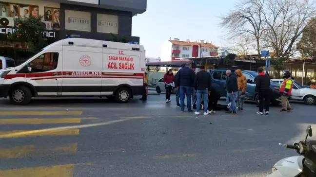 Aydın'da Otomobil ile Motosiklet Çarpıştı: Sürücü Yaralandı