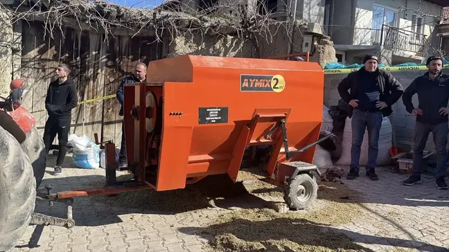 Burdur'da Yem Karma Makinesine Düşen Kişi Hayatını Kaybetti