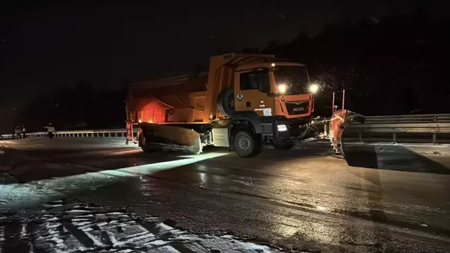 Kastamonu'da Kar Yağışı Ulaşımı Aksatıyor