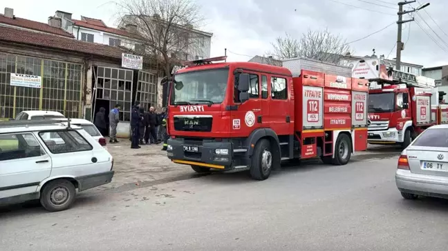 Eskişehir'de Oto Tamircisinde Tüp Patladı, Yangın Büyümeden Söndürüldü