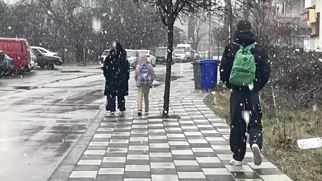 Bolu Dağı Tüneli'nde Kar Yağışı Etkili Oluyor