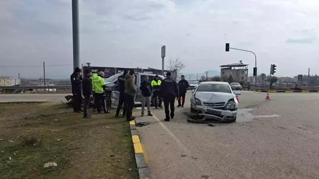 Gaziantep'te Trafik Kazası: 2 Yaralı