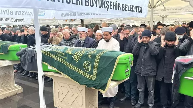 Kayserili İş İnsanı Mustafa Köseoğlu Son Yolculuğuna Uğurlandı