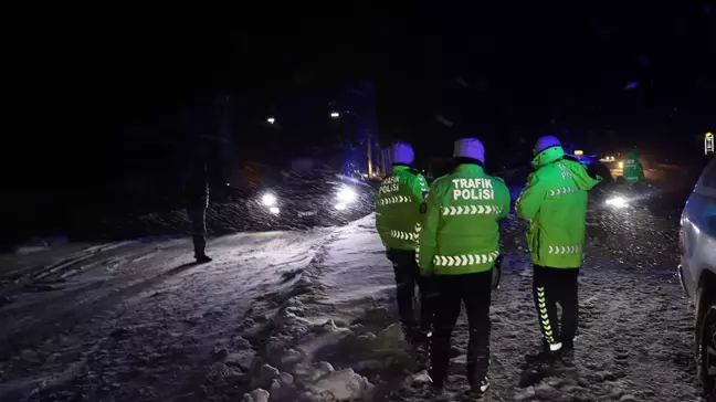 Kars'ta Olumsuz Hava Koşulları Nedeniyle Eğitime Ara Verildi