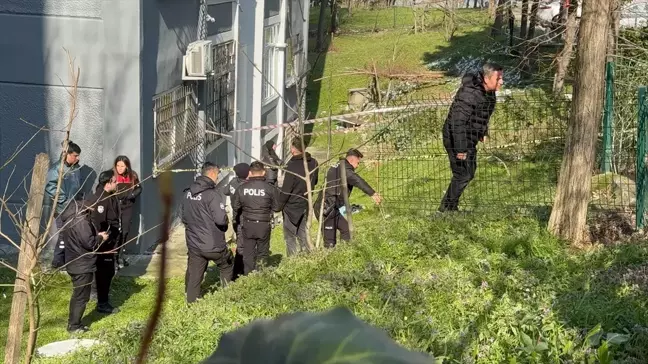 Küçükçekmece'de Merdiven Boşluğundan Düşen Kadın Hayatını Kaybetti