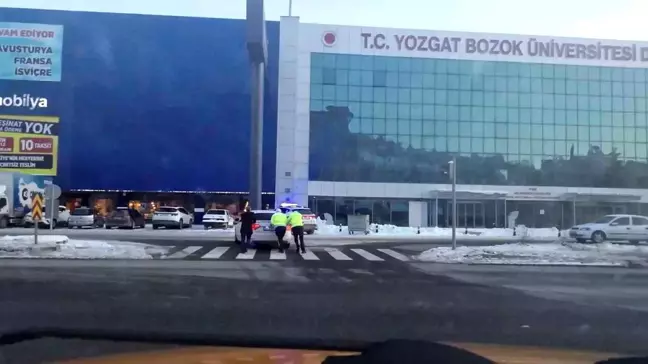 Yozgat'ta Trafik Polislerinin Özverili Yardımı