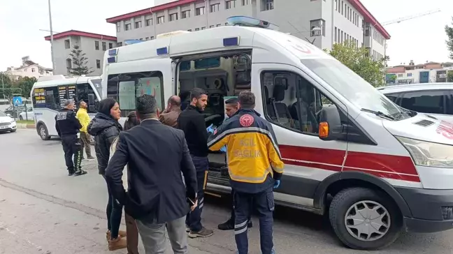 Manavgat'ta Yaya Geçidinde Motosiklet Kazası