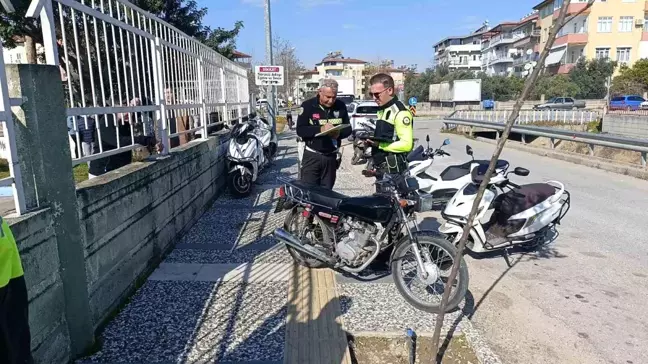 Antalya'da Plakasız Motosikletlere 132 Bin TL Ceza