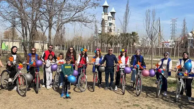 Osmaniye Gençlik Merkezi'nden 8 Mart Dünya Kadınlar Günü Bisiklet Turu