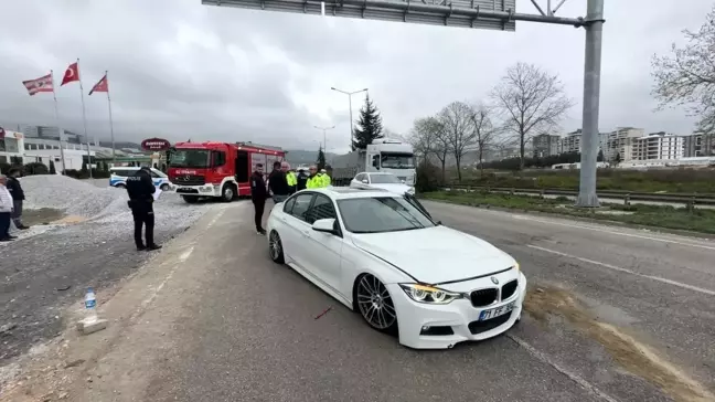 Samsun'da Otomobil Kazası: 2 Yaralı