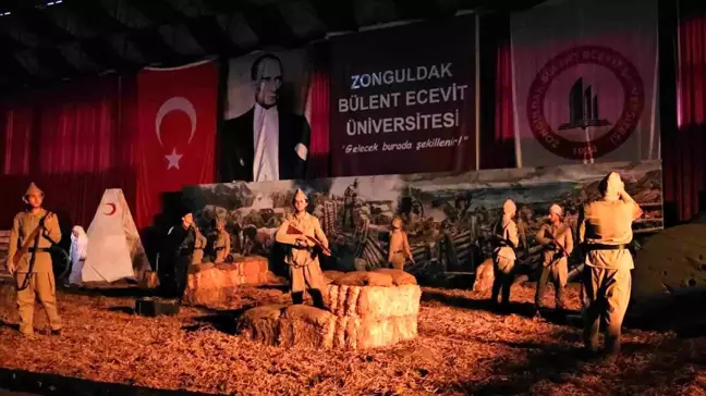 Zonguldak'ta Çanakkale Zaferi'nin 110. yılına özel oyun sergilediler