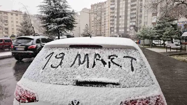 Kayseri'de Eğitime Kar Tatili!