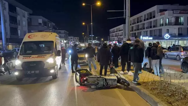 Düzce'de Motosikletli Kurye Kaza Geçirdi