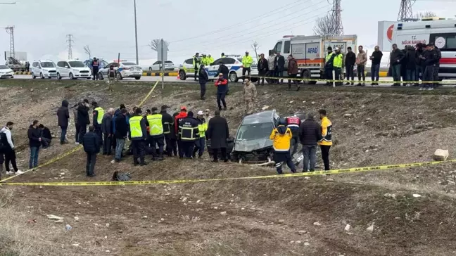 Muş'ta Otomobil Kazası: Sürücü Hayatını Kaybetti, Kardeşi Yaralandı