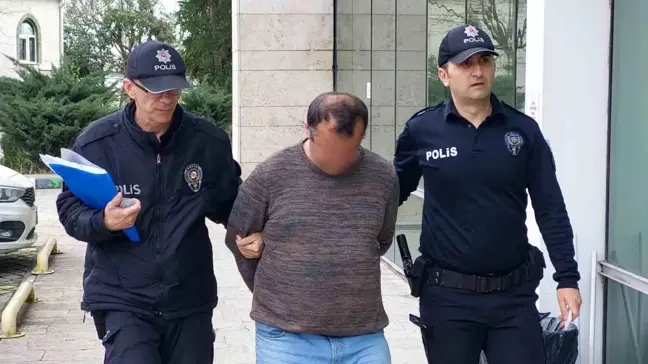 Polis Merkezi'nde Kafa Atan Şahıs Tutuklandı