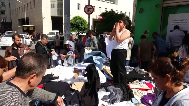 Mersin'de Bayram Alışverişine Yoğun İlgi